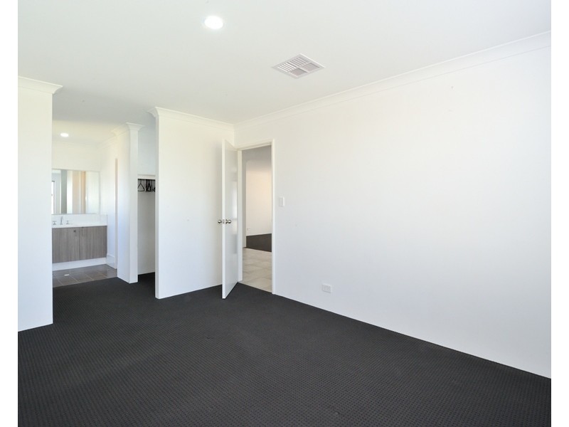 31  Tuscan Way, Karnup WA 6176