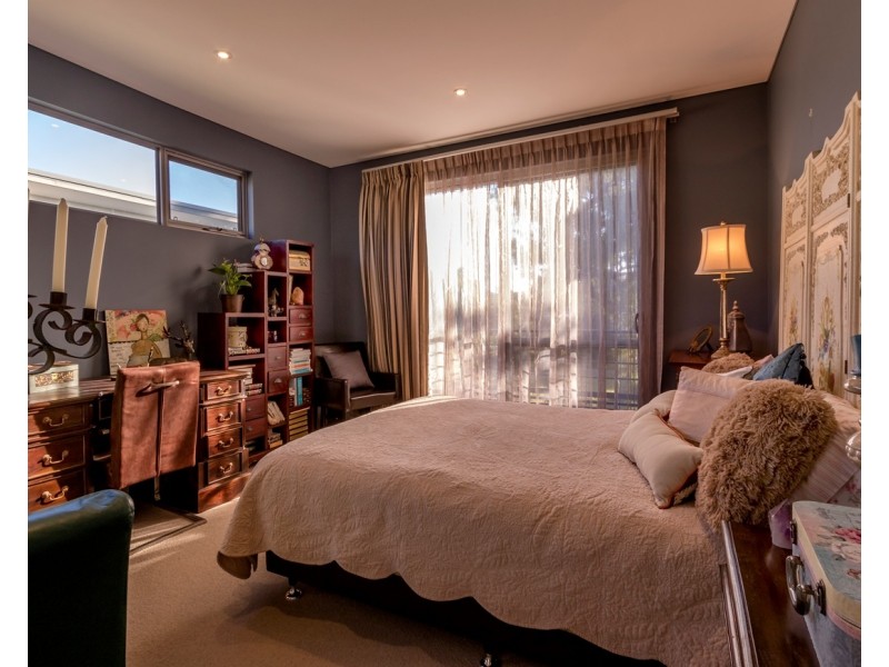 29 Whimbrel Crescent, Coodanup WA 6210