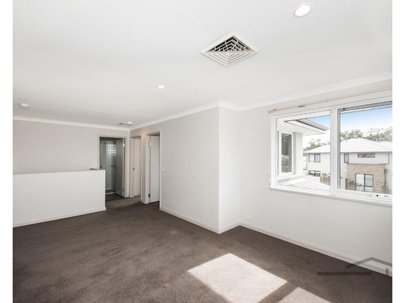 43 Middleton Loop, Meadow Springs WA 6210