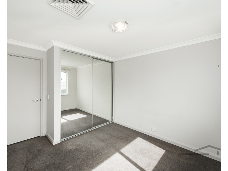 43 Middleton Loop, Meadow Springs WA 6210