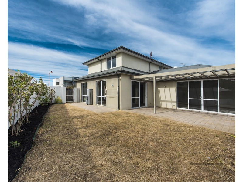 43 Middleton Loop, Meadow Springs WA 6210