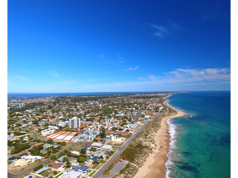 13 – 15 Oversby Street, Halls Head WA 6210