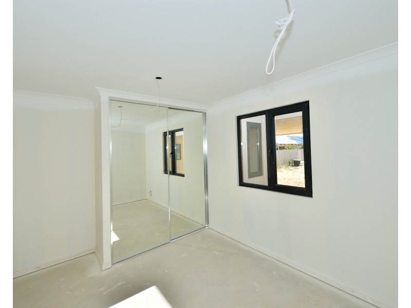 53 Cooper Street, Mandurah WA 6210