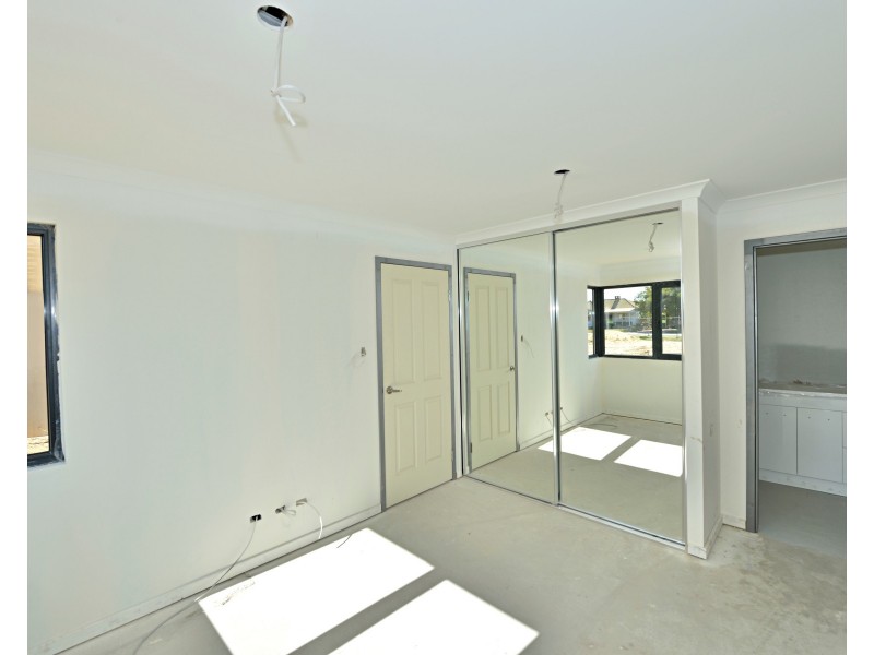 53 Cooper Street, Mandurah WA 6210