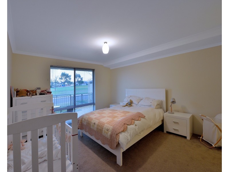 9 Mandjar Lane, Wannanup WA 6210