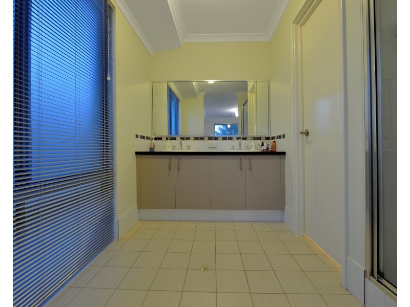 9 Mandjar Lane, Wannanup WA 6210