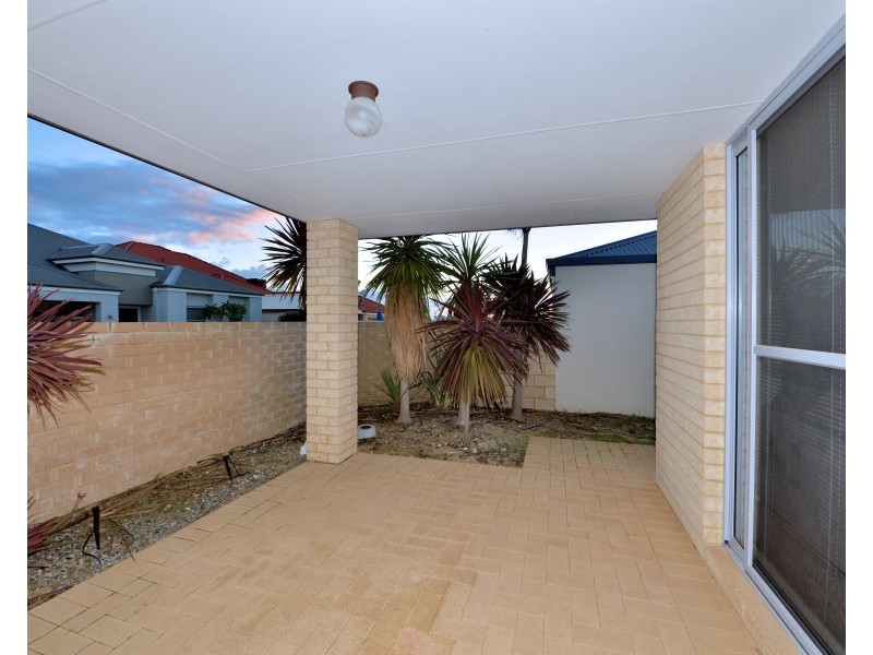 9 Mandjar Lane, Wannanup WA 6210