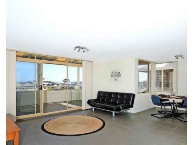 16/132 Mandurah Terrace, Mandurah WA 6210