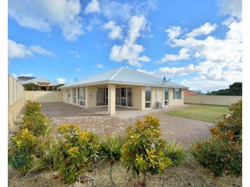 3 Salmon Gums Lane, Dawesville WA 6211