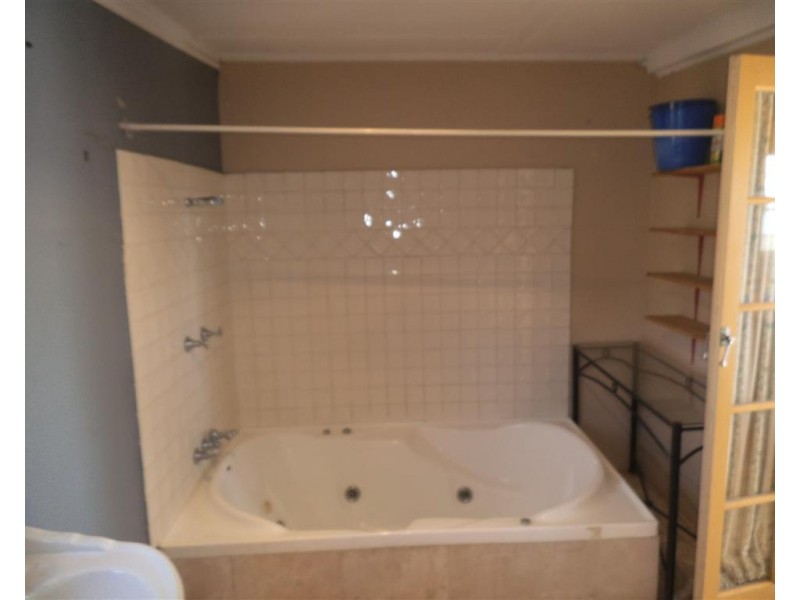 4 Lotus Street, Madora Bay WA 6210