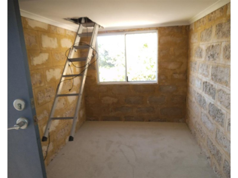 4 Lotus Street, Madora Bay WA 6210