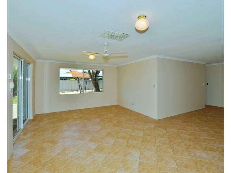 5 Buchanan Elbow, Greenfields WA 6210
