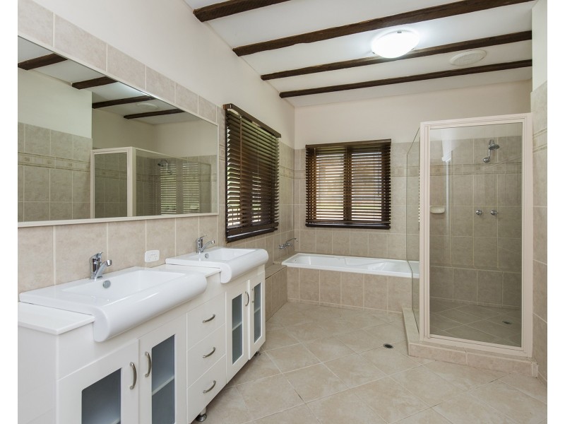 45 Hilltop Rise, Karnup WA 6176