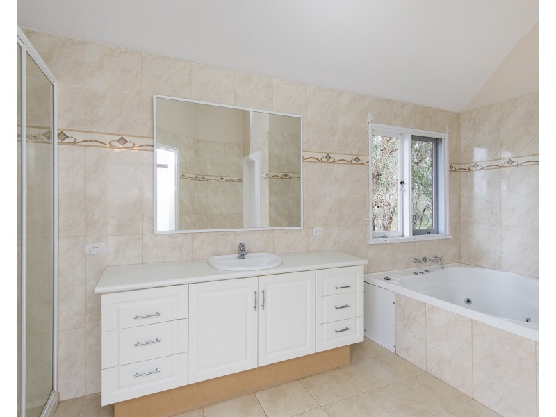 45 Hilltop Rise, Karnup WA 6176