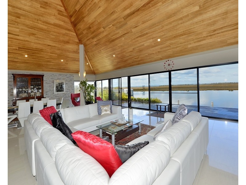 21 Katinka Retreat, Dudley Park WA 6210