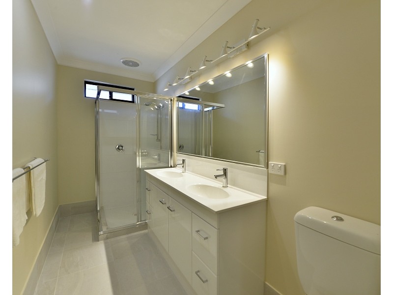 21 Katinka Retreat, Dudley Park WA 6210