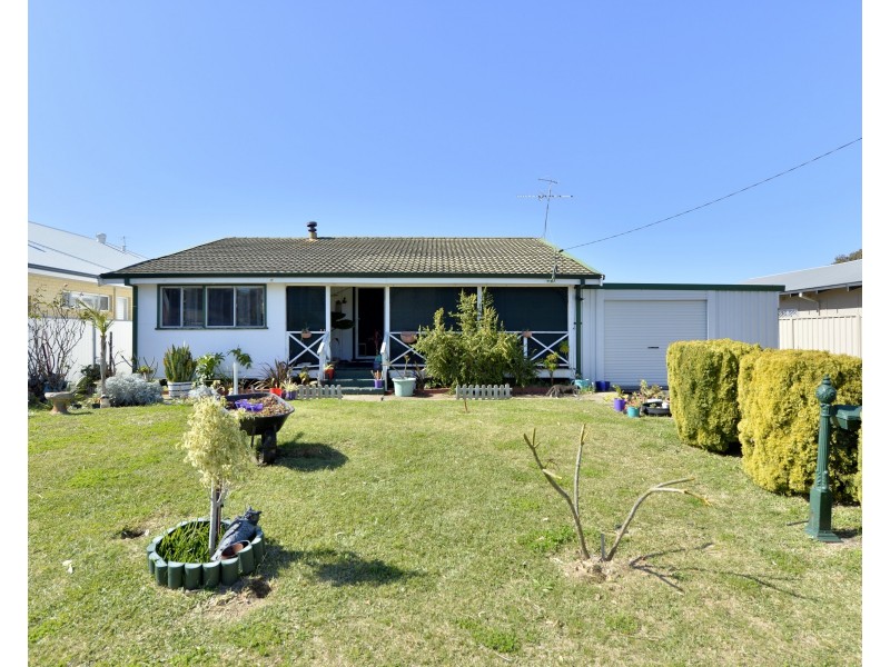 17 Janice Avenue, Falcon WA 6210