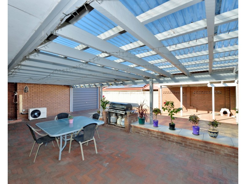 41 Peelwood Parade, Halls Head WA 6210