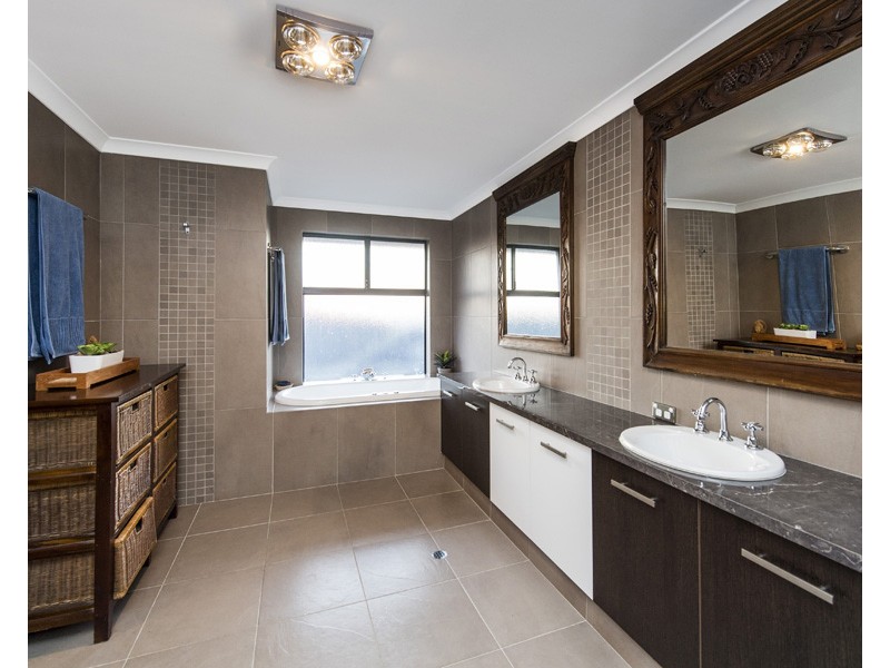 54 Lakeway Retreat, Dawesville WA 6211