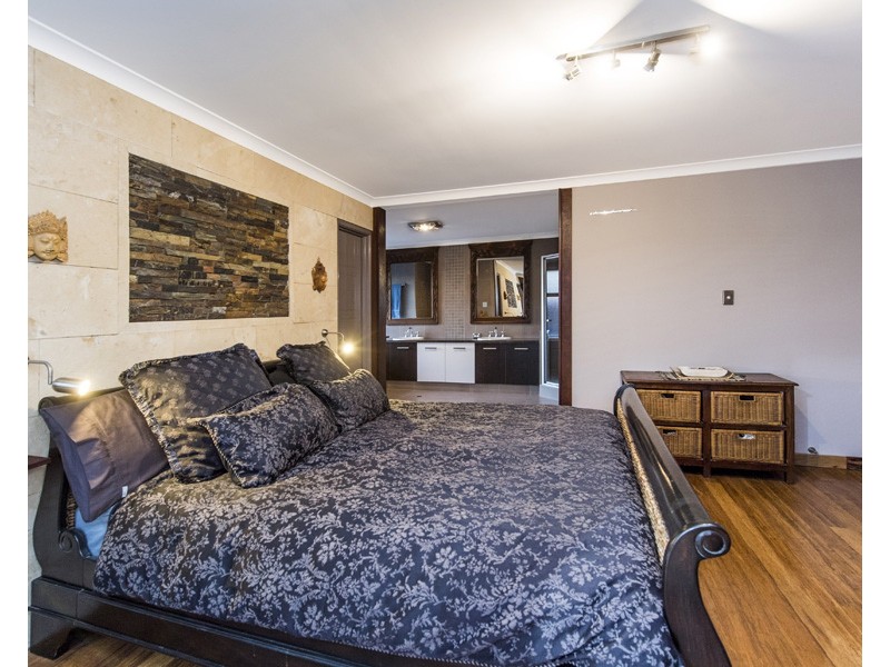 54 Lakeway Retreat, Dawesville WA 6211