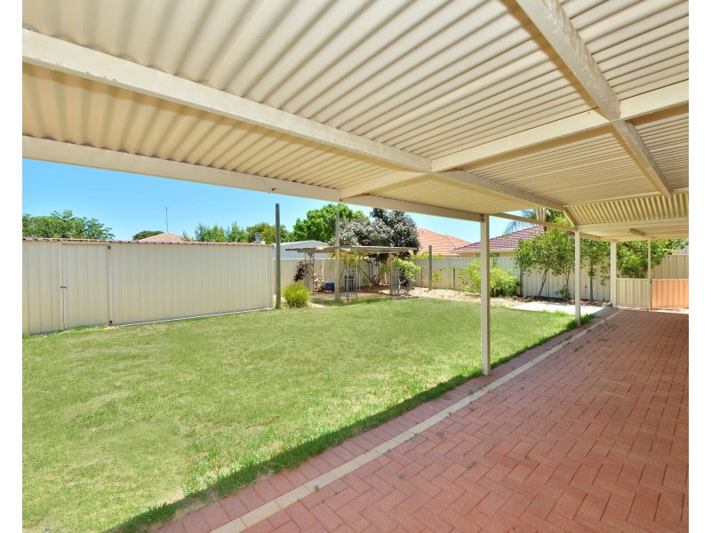 6 Beagle Court, Falcon WA 6210