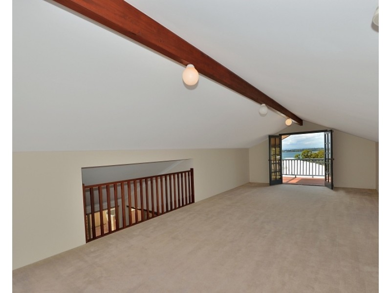 18 Hyden Loop, Dawesville WA 6211