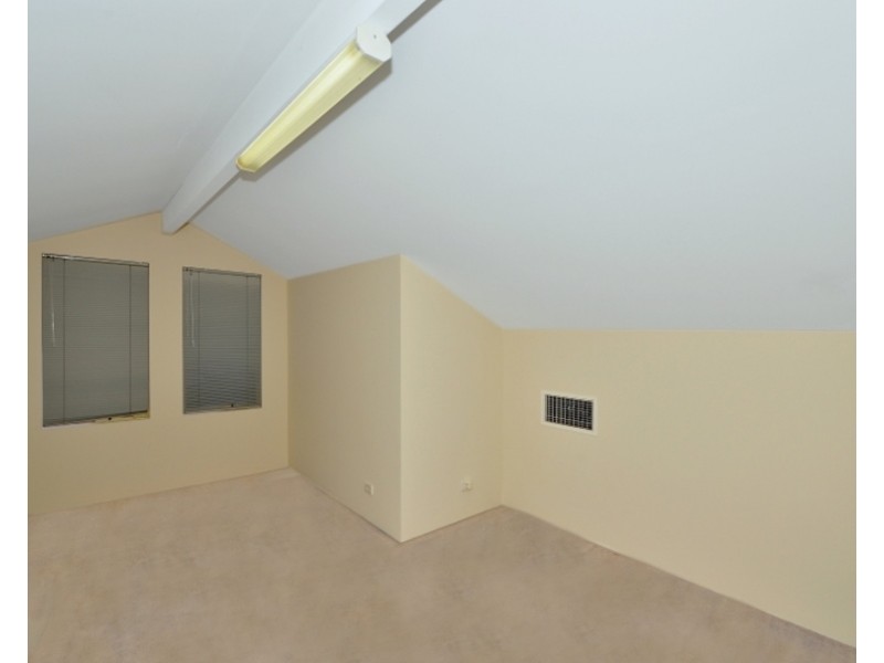 18 Hyden Loop, Dawesville WA 6211