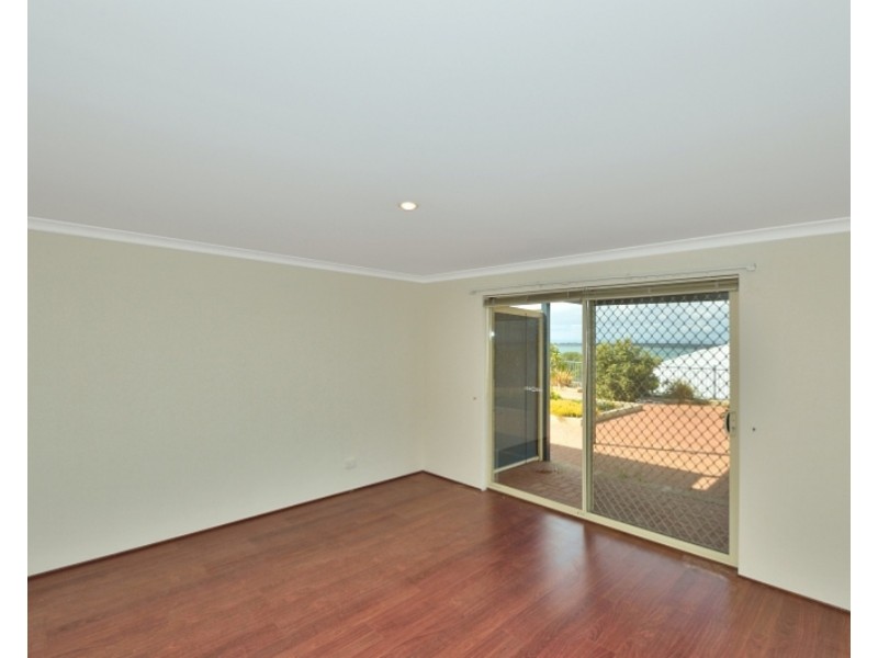 18 Hyden Loop, Dawesville WA 6211