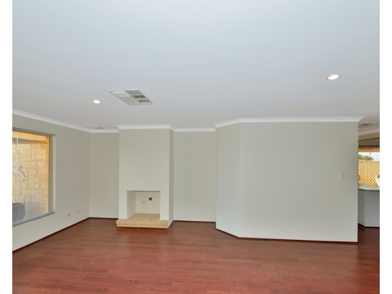 18 Hyden Loop, Dawesville WA 6211