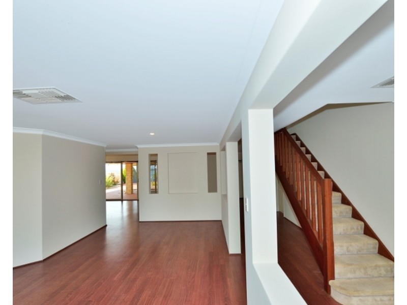 18 Hyden Loop, Dawesville WA 6211