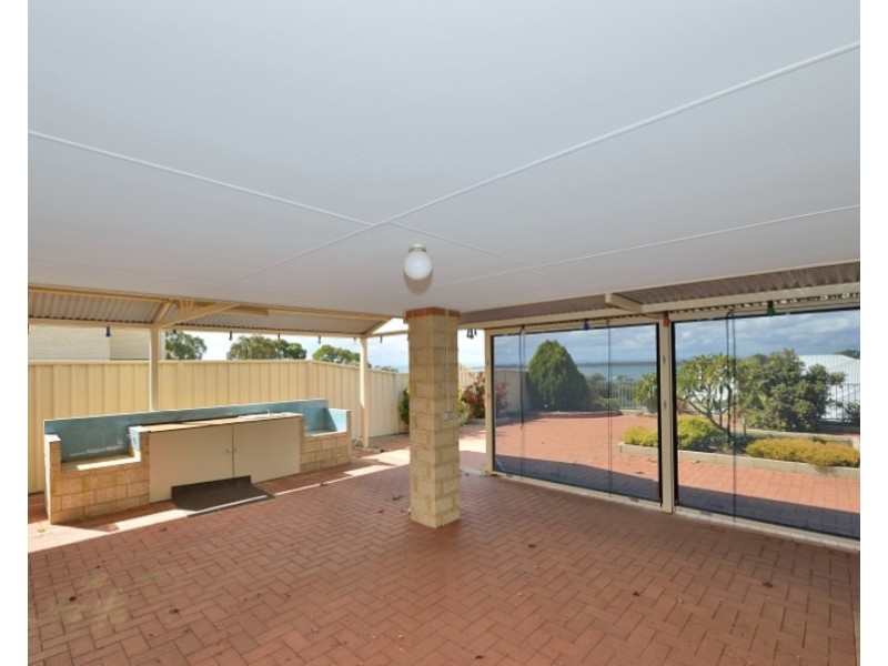 18 Hyden Loop, Dawesville WA 6211