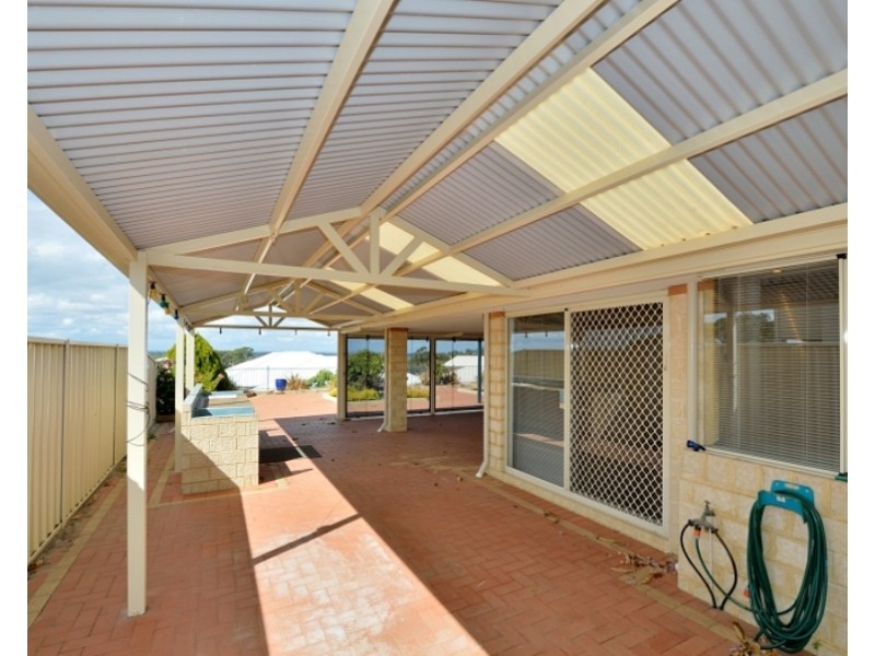 18 Hyden Loop, Dawesville WA 6211
