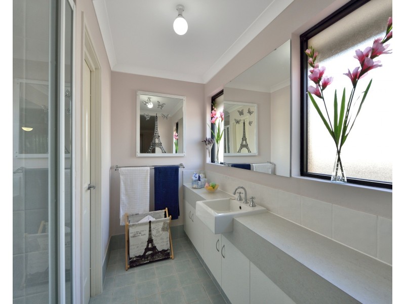 4 Warru Place, Erskine WA 6210