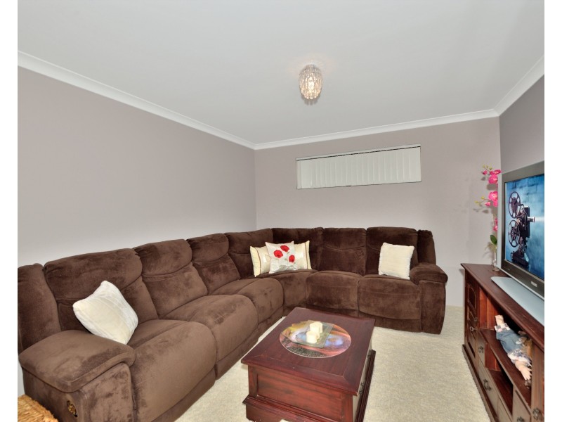 4 Warru Place, Erskine WA 6210