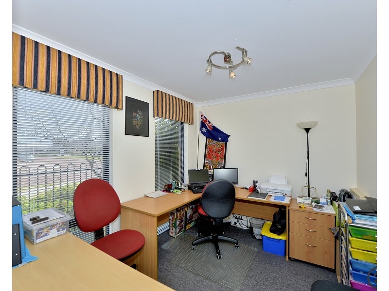 6 Cohen Vista, Lakelands WA 6180