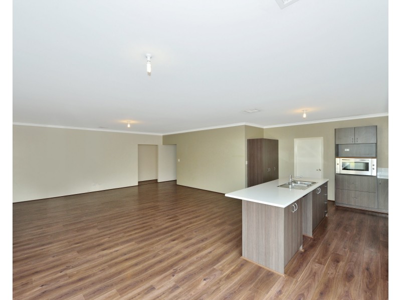 3 Kondinin Way, Dawesville WA 6211