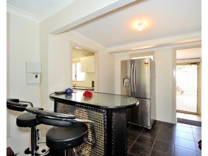 33 Eacott Street, Mandurah WA 6210