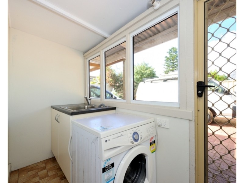 33 Eacott Street, Mandurah WA 6210