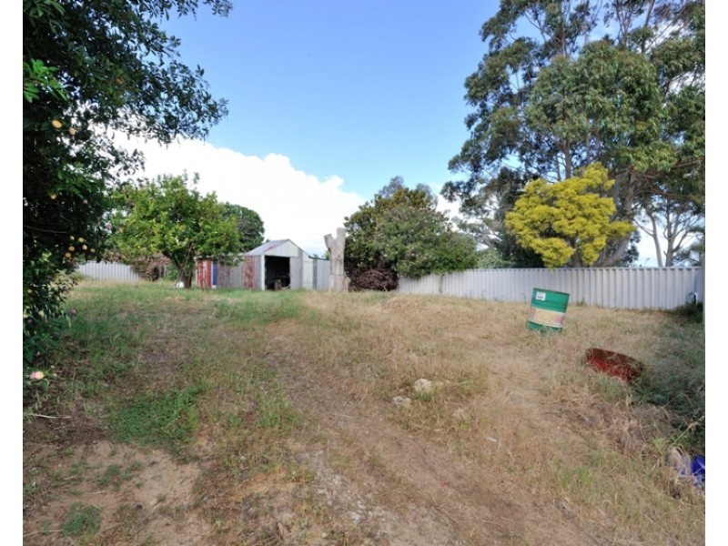 33 Eacott Street, Mandurah WA 6210