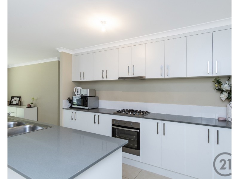 20 Gilroyd Way, Golden Bay WA 6174