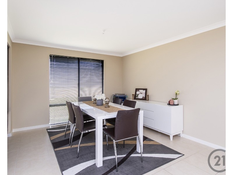 20 Gilroyd Way, Golden Bay WA 6174