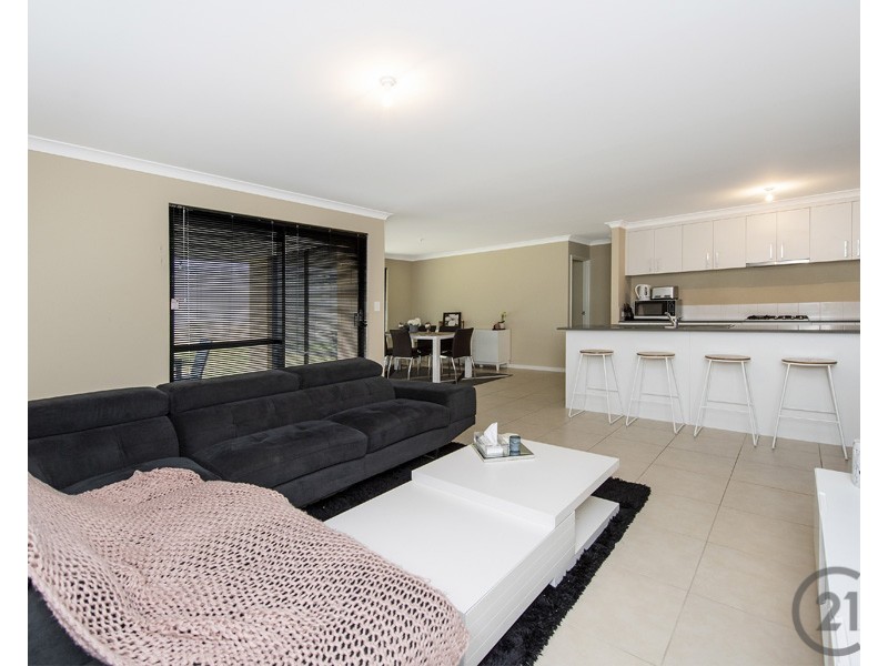 20 Gilroyd Way, Golden Bay WA 6174