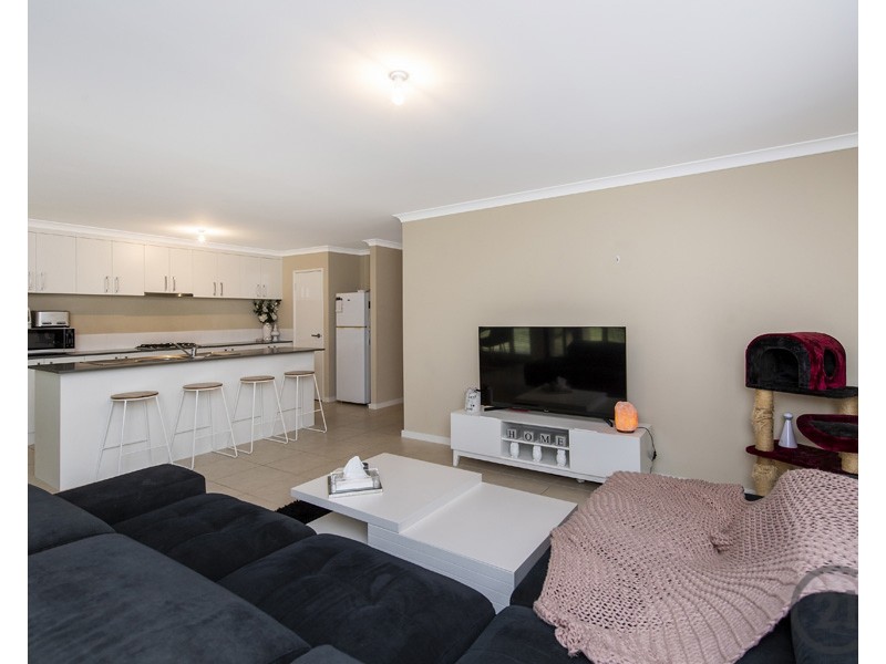 20 Gilroyd Way, Golden Bay WA 6174