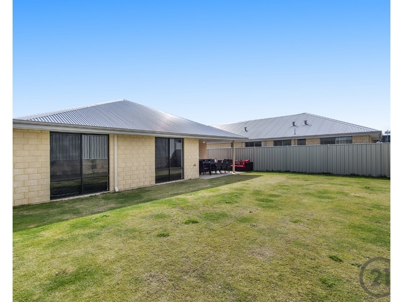 20 Gilroyd Way, Golden Bay WA 6174