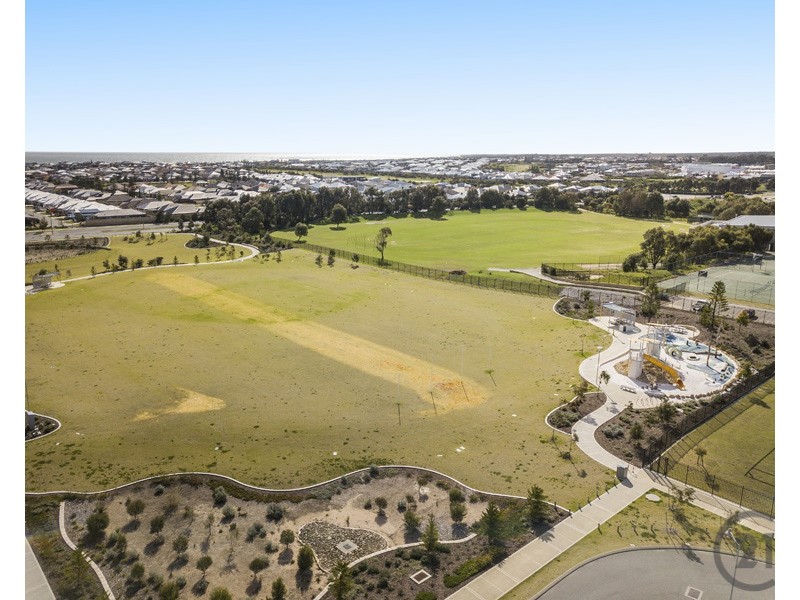 20 Gilroyd Way, Golden Bay WA 6174