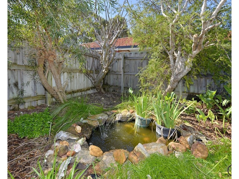 36 Pebble Beach Boulevard, Meadow Springs WA 6210