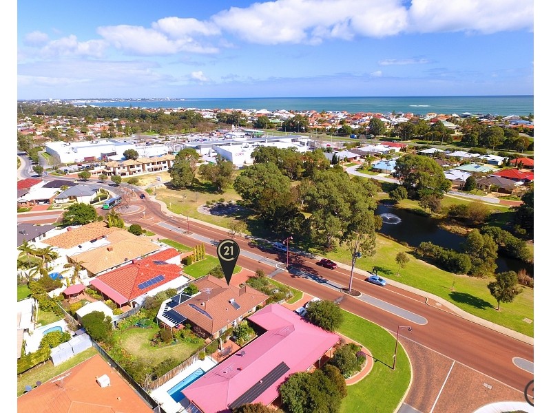 36 Pebble Beach Boulevard, Meadow Springs WA 6210