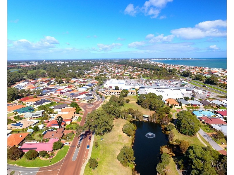 36 Pebble Beach Boulevard, Meadow Springs WA 6210