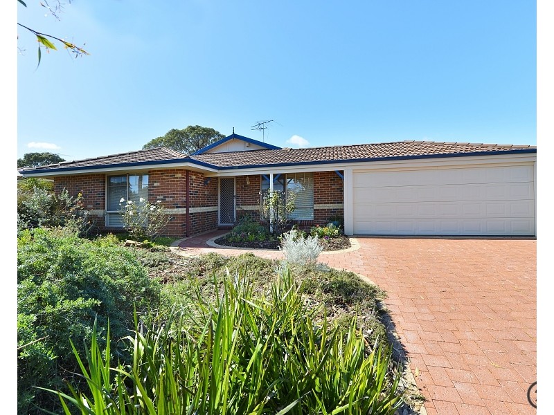 36 Pebble Beach Boulevard, Meadow Springs WA 6210