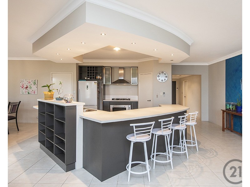 5 Karri Karri Pass, Lakelands WA 6180